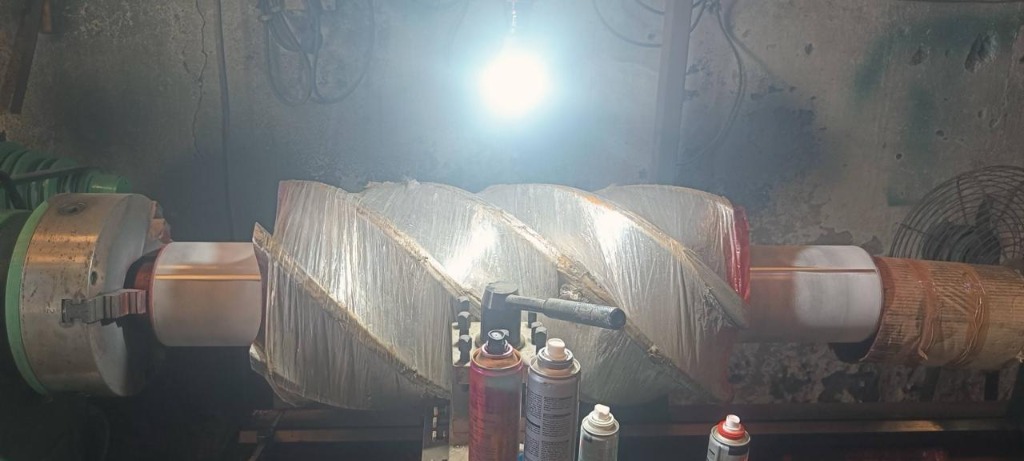 Lathe mounted thermal spray